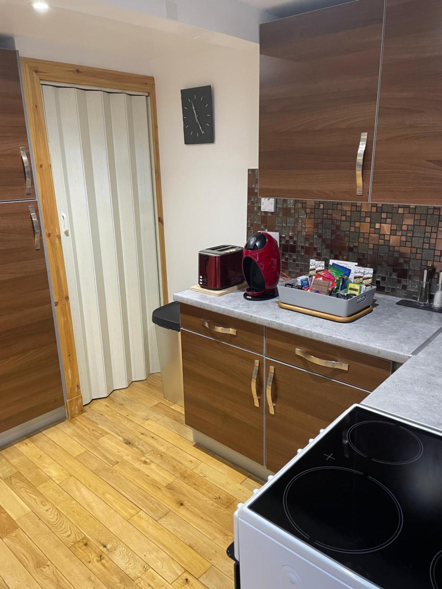 The Mews 2 Bedroom With Private Parking Обан Экстерьер фото